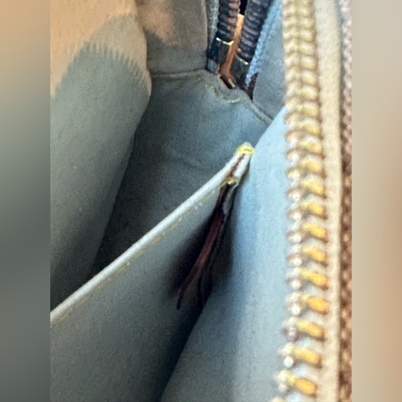 Louis Vuitton Mini Lin Juliette Pouchette PM - Picture 5 of 12